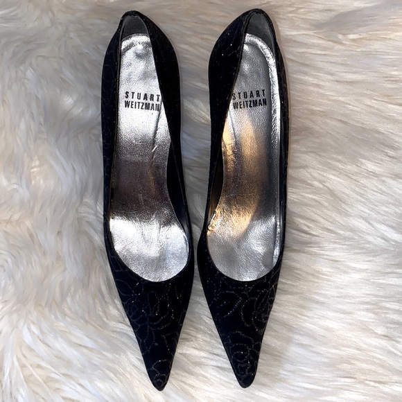 Stuart Weitzman classic pointy heels - Picture 3 of 11